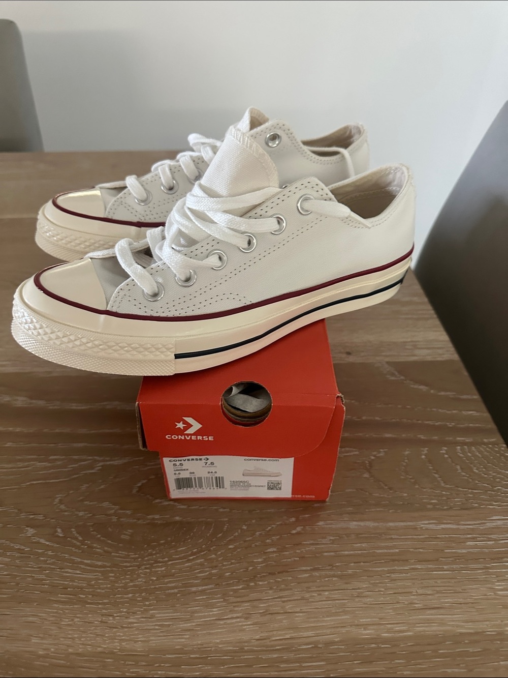 Converse Chuck 70 Low Top Sneakers - White with Red Trim - Picture 7 of 7